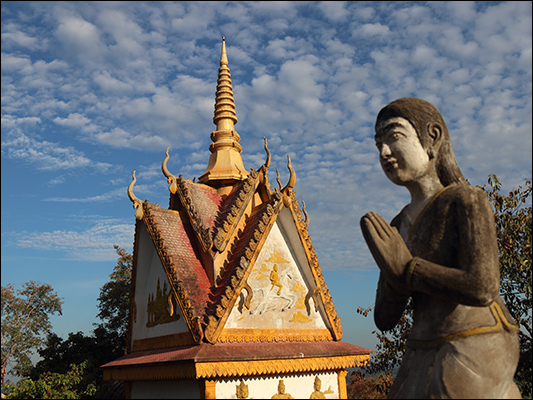 <strong>Wat Phnom Sampov a Battambang </strong><br /> <br /><em>♫ Chick Corea & Gary Burton - Crystal Silence.mp3</em>