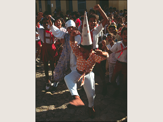 <strong>Festa mascherata</strong><br /> <br /><em>♫ Polo Montañez - Guajiro Natural - Guajiro Natural.mp3</em>