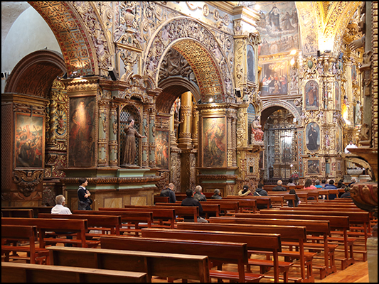 <strong>Quito - Chiesa di San Francesco</strong><br /> <br /><em>♫ Chick Corea & Gary Burton - Crystal Silence - What Game Shall We Play Today .mp3</em>