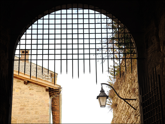 <strong>Gubbio 2015</strong><br /> <br /><em>♫ Lionel Hampton - Walkman Jazz - Flying Home.mp3</em>