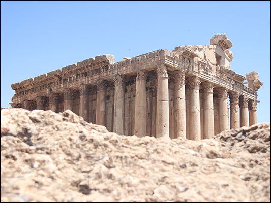 <strong>Tempio di Bacco a Baalbek</strong><br /><br /><em>♫ Chick Corea & Gary Burton - Crystal Silence - Senor Mouse.mp3</em>