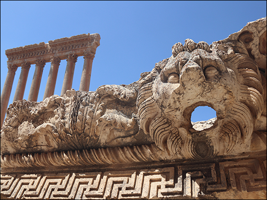 <strong>Tempio di Giove dal Tempio di Bacco a Baalbek</strong><br /><br /><em>♫ Chick Corea & Gary Burton - Crystal Silence - Senor Mouse.mp3</em>