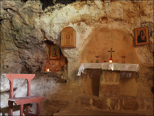 <strong>Cappella rupestre nei pressi del Monastero di Saint Elisha</strong><br /><br /><em>♫ Chick Corea & Gary Burton - Crystal Silence - Crystal Silence.mp3</em>