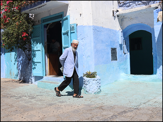 <strong>A passeggio per Chefchaouen</strong><br /> <br /><em>♫ Moktar Gania & Gnawa Soul - Rabi Lâafou.mp3</em>