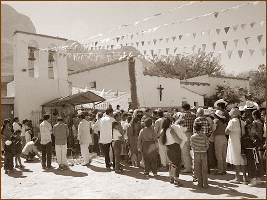 <strong>Fila per rendere omaggio al Cristo</strong><br /> <br /><em>♫ John Coltrane - Giant Steps - Naima.mp3</em>