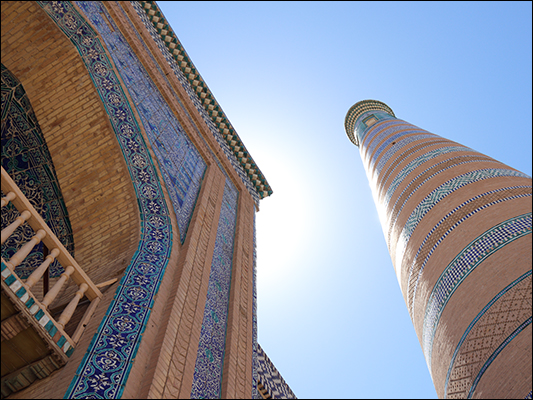 <strong>Minareti madrasa Islam Khodja</strong><br /> <br /><em>♫ John Coltrane - Giant Steps - Giant Steps.mp3</em>