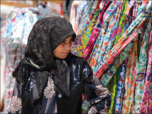 <strong>Nel bazar di Khiva</strong><br /> <br /><em>♫ Lionel Hampton - Walkman Jazz - Je Ne Sais Pas.mp3</em>