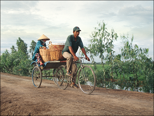 <strong>Chau Doc</strong><br /> <br /><em>♫ Lionel Hampton - Walkman Jazz - Flying Home.mp3</em>